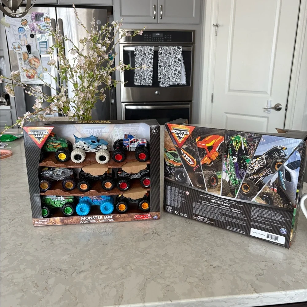 🎉1:64 Monster Jam Truck collection limited edition Die-Cast